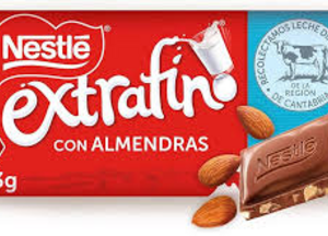 chocolate nestlé con almendras